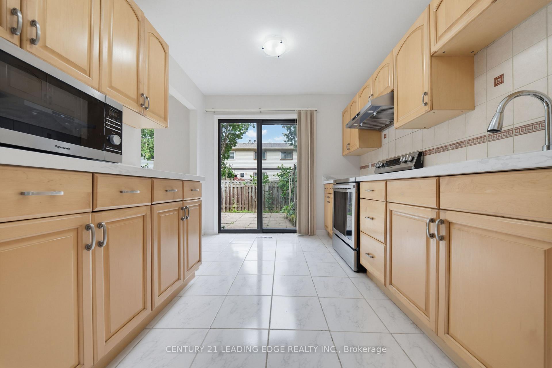 Photo 15 of 109 Phalen Crescent, Scarborough, Milliken — HOMEH