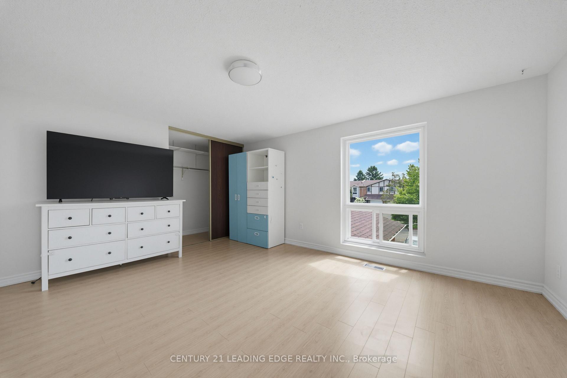 Photo 17 of 109 Phalen Crescent, Scarborough, Milliken — HOMEH
