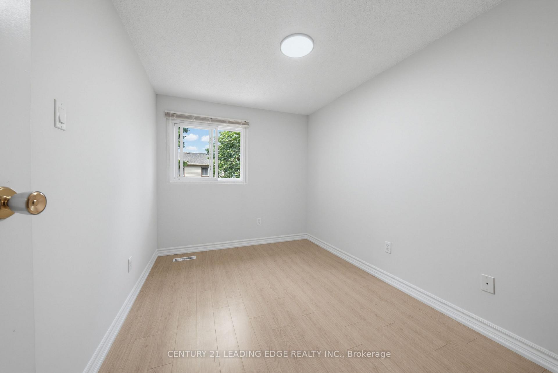 Photo 21 of 109 Phalen Crescent, Scarborough, Milliken — HOMEH