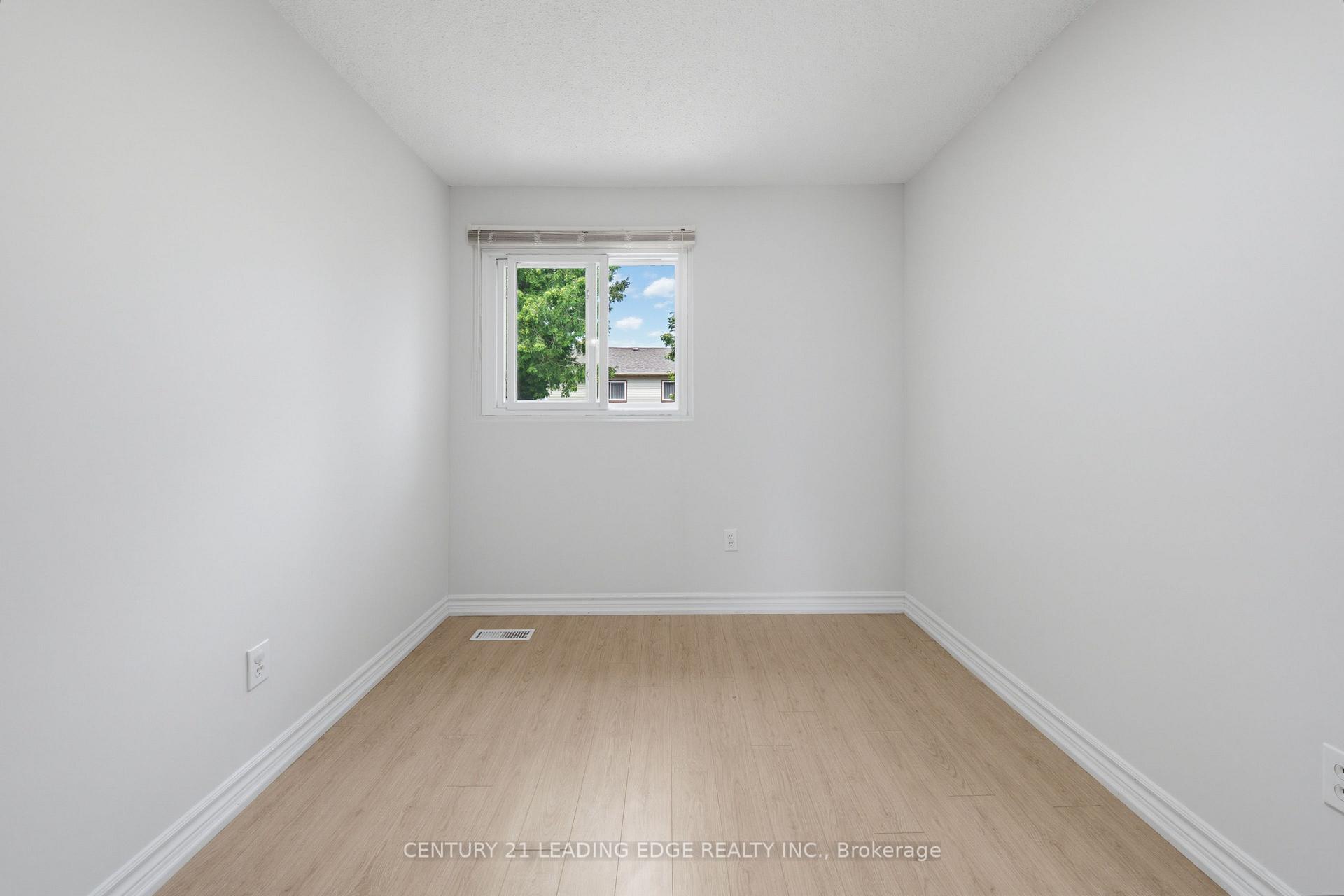 Photo 22 of 109 Phalen Crescent, Scarborough, Milliken — HOMEH
