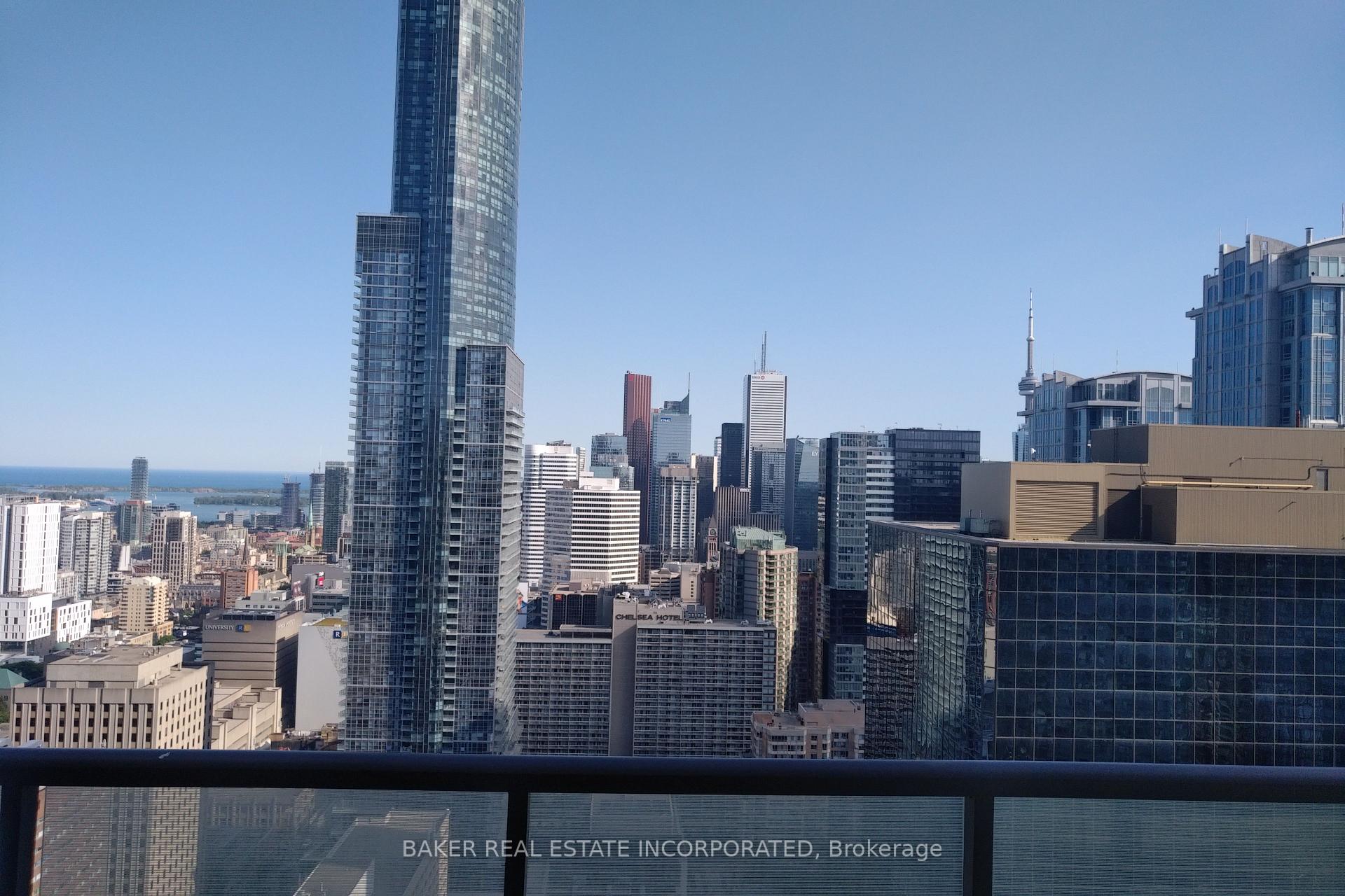 Front of Unit 3703, 15 Grenville Street