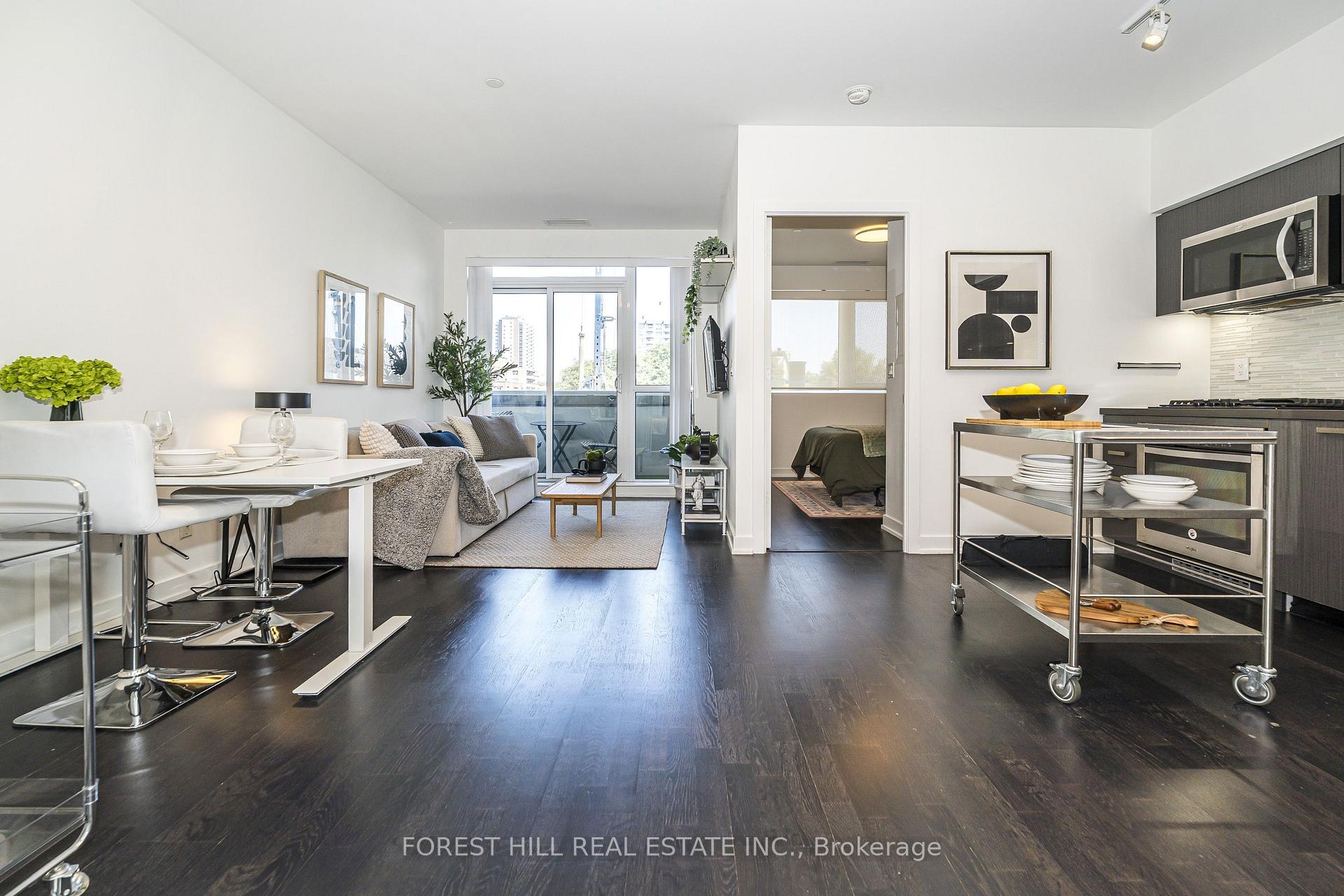 Photo 5 of Unit 202, 501 St Clair Avenue W, Toronto, Casa Loma — HOMEH