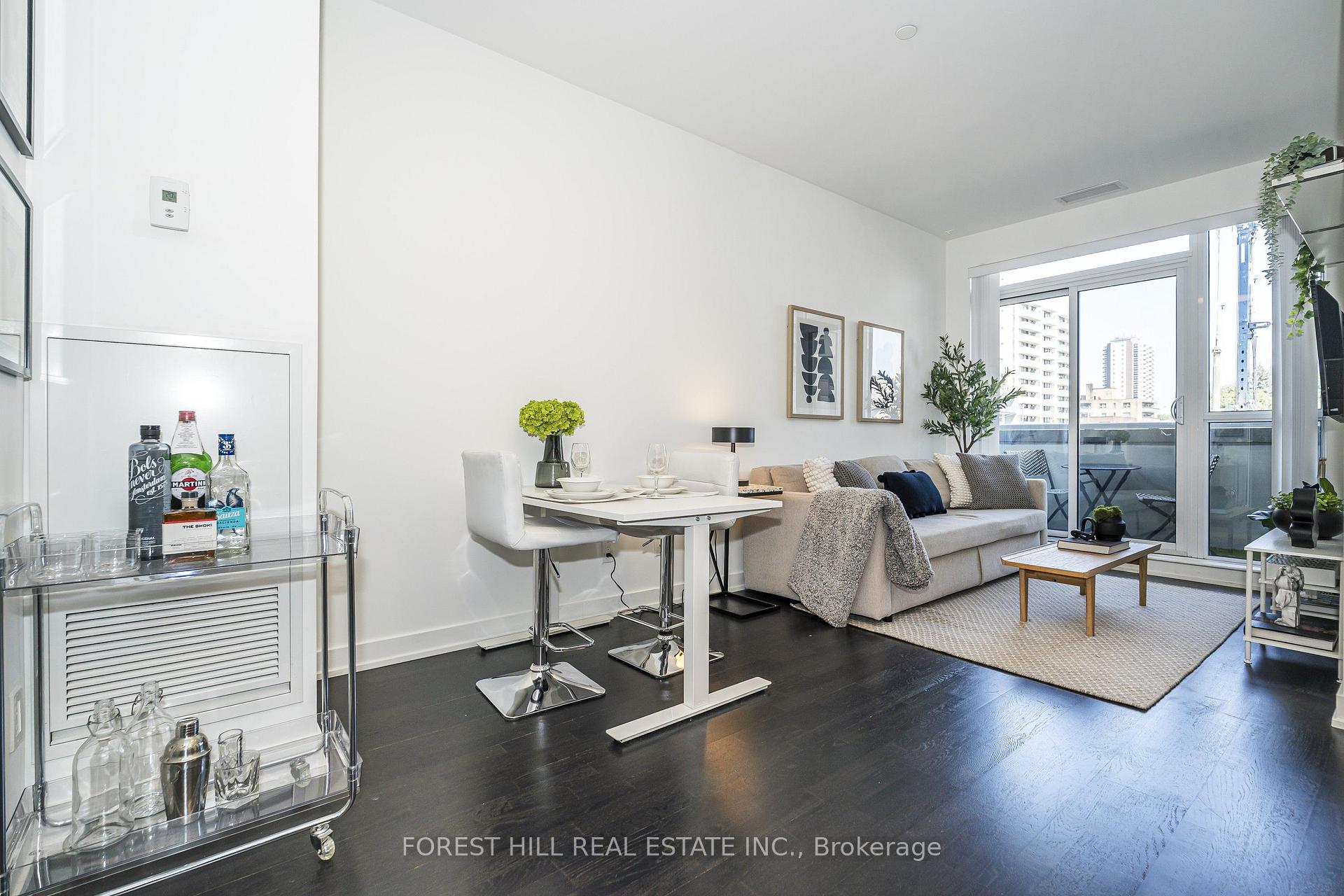 Photo 12 of Unit 202, 501 St Clair Avenue W, Toronto, Casa Loma — HOMEH