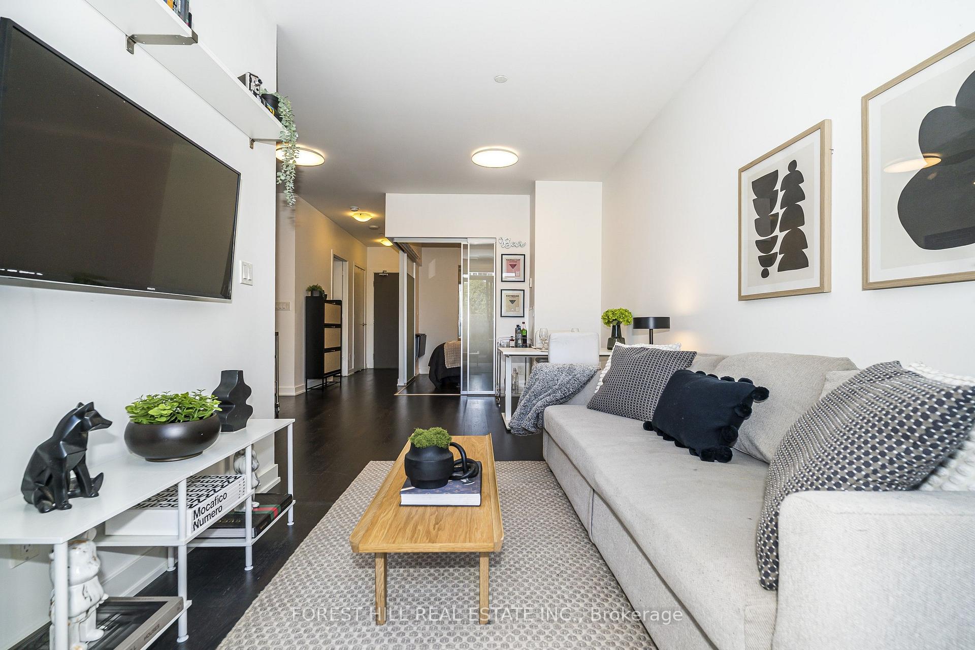 Photo 13 of Unit 202, 501 St Clair Avenue W, Toronto, Casa Loma — HOMEH