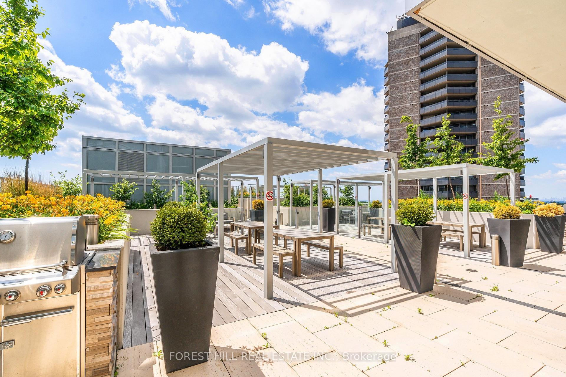 Photo 26 of Unit 202, 501 St Clair Avenue W, Toronto, Casa Loma — HOMEH