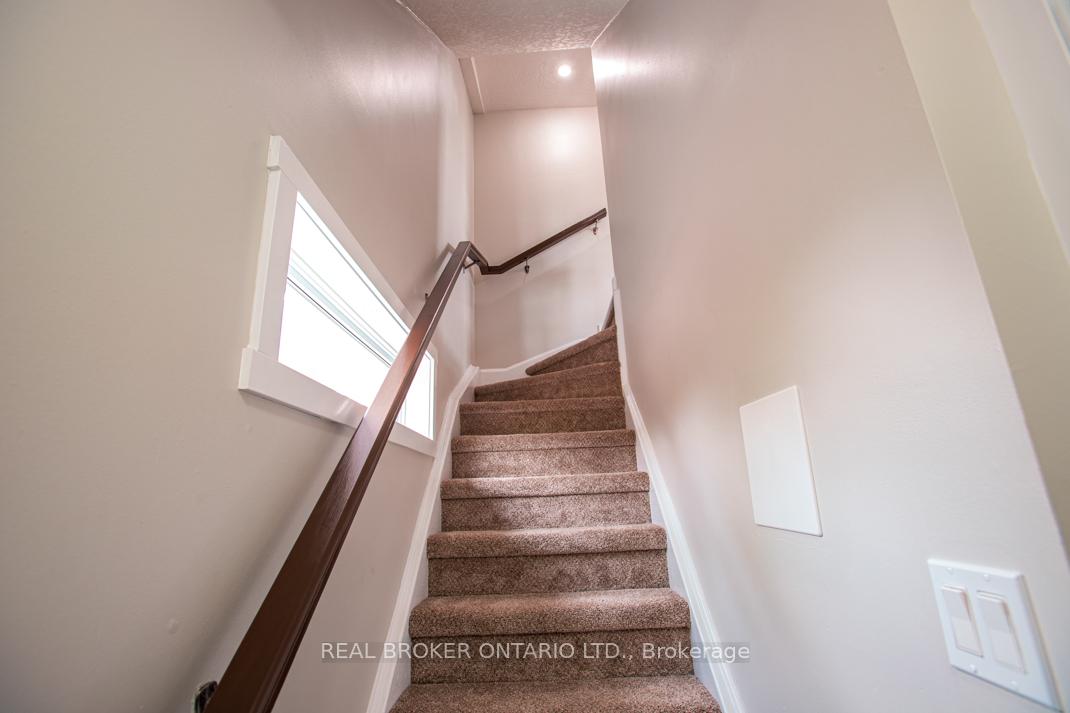 Photo 2 of Unit B, 489 East Avenue, Kitchener, King East — HOMEH