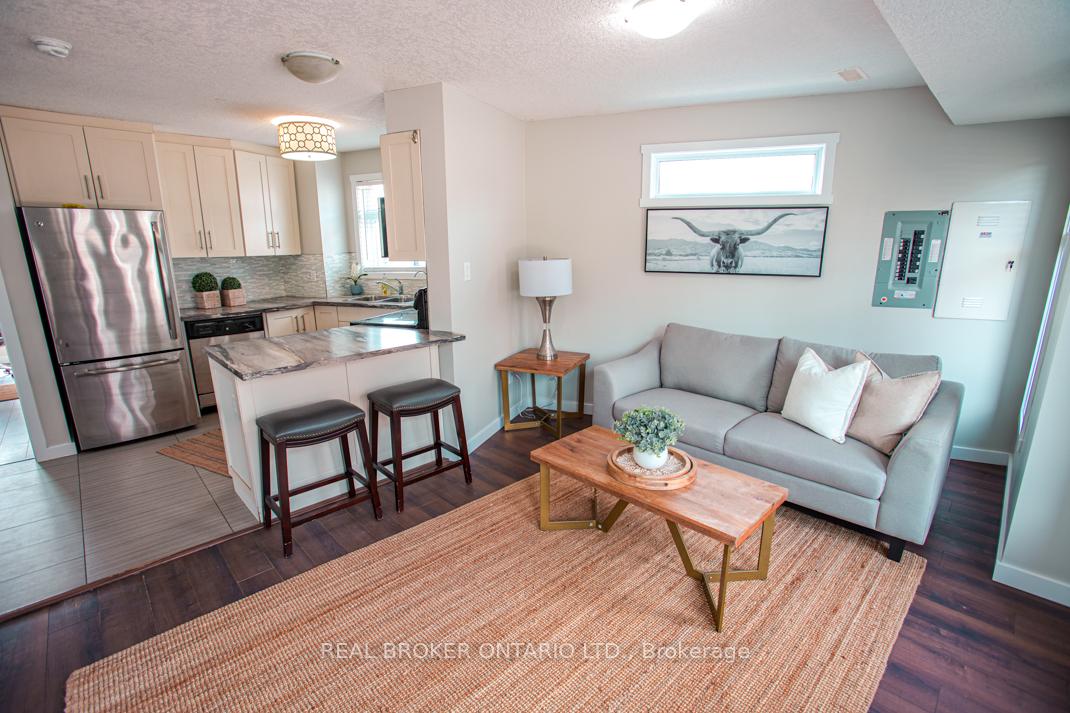 Photo 5 of Unit B, 489 East Avenue, Kitchener, King East — HOMEH
