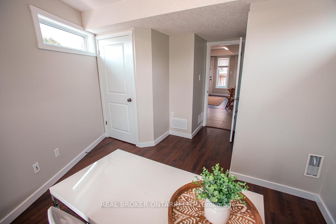 Photo 20 of Unit B, 489 East Avenue, Kitchener, King East — HOMEH