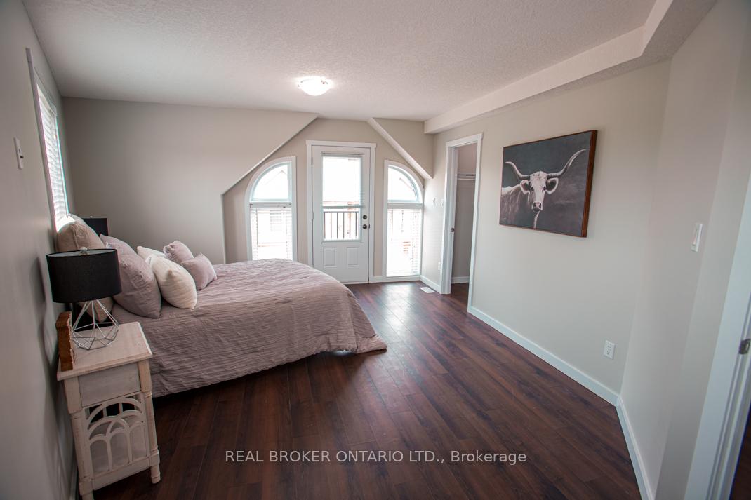 Photo 39 of Unit B, 489 East Avenue, Kitchener, King East — HOMEH