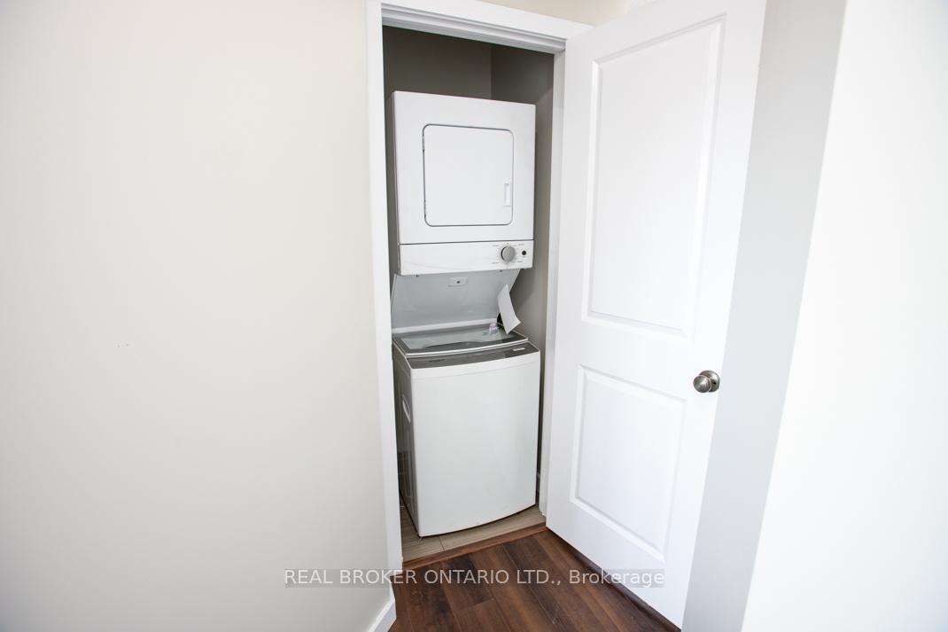 Photo 46 of Unit B, 489 East Avenue, Kitchener, King East — HOMEH