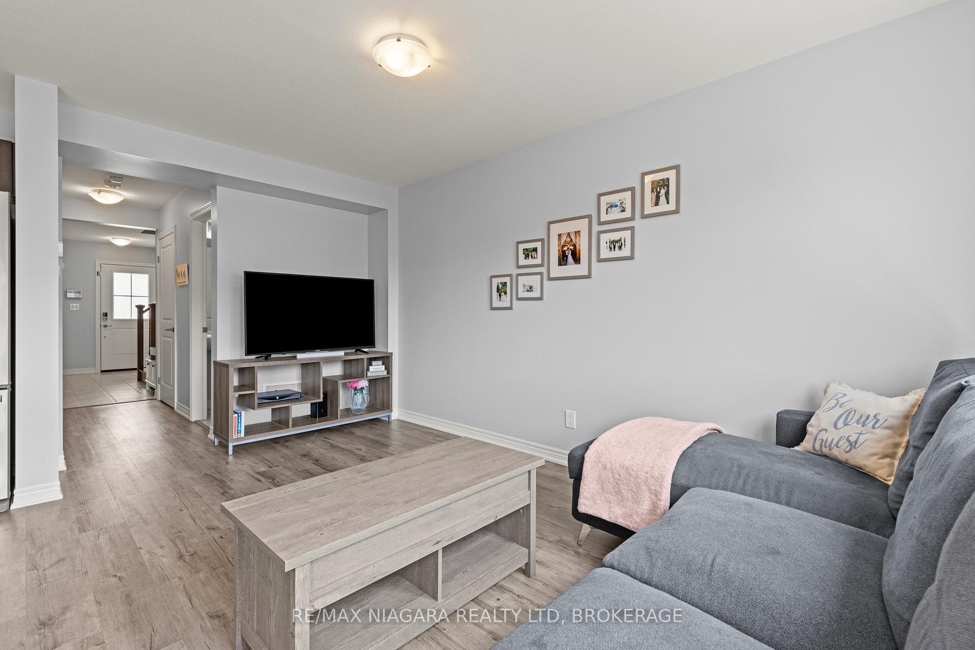 Photo 12 of 159 Heron Street, Welland, Coyle Creek — HOMEH