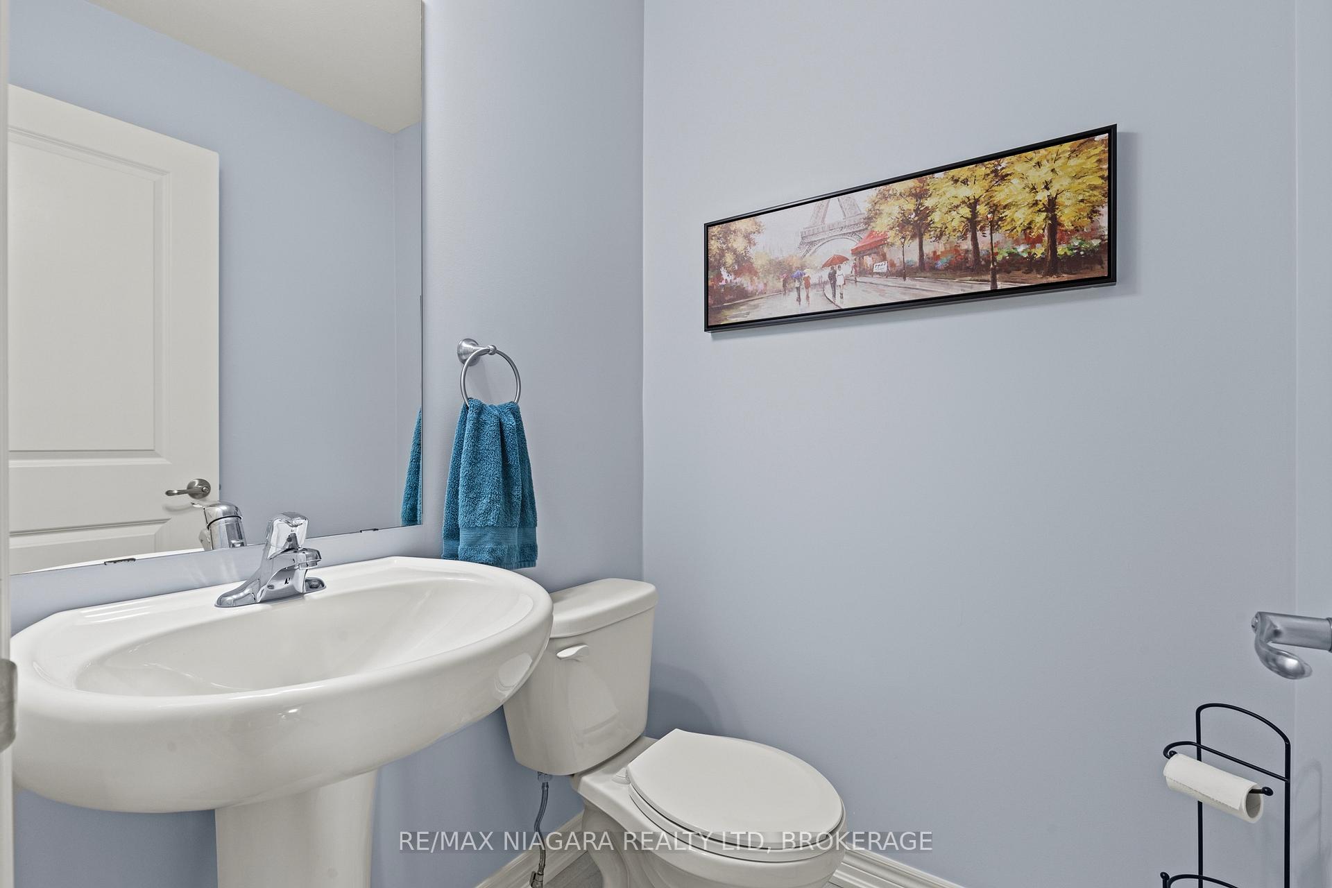 Photo 13 of 159 Heron Street, Welland, Coyle Creek — HOMEH