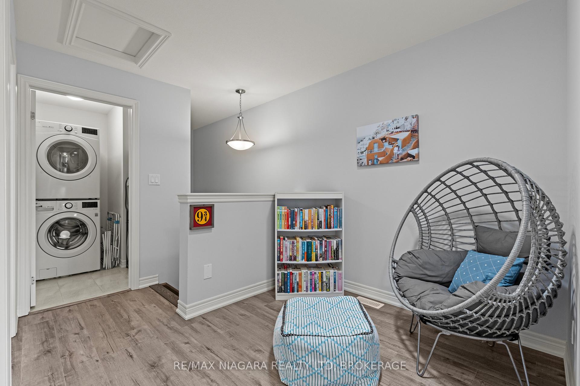 Photo 18 of 159 Heron Street, Welland, Coyle Creek — HOMEH