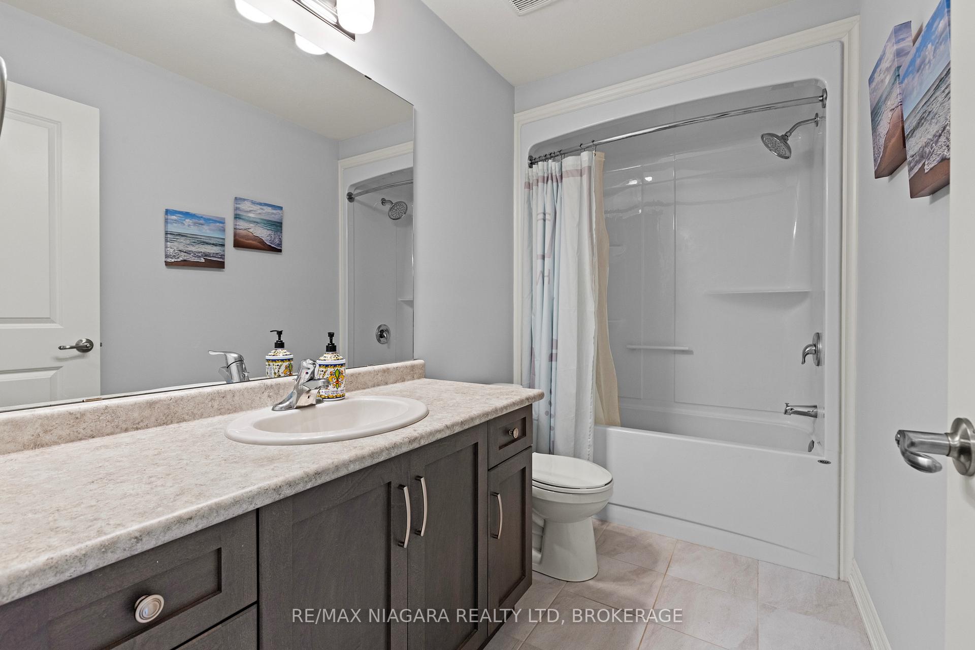 Photo 21 of 159 Heron Street, Welland, Coyle Creek — HOMEH