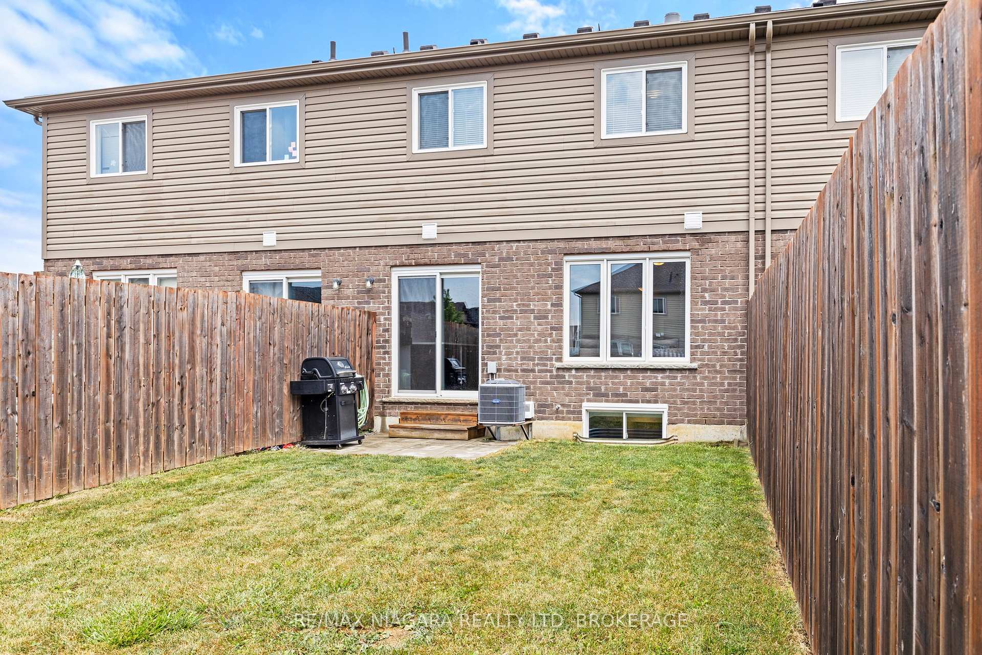 Photo 27 of 159 Heron Street, Welland, Coyle Creek — HOMEH