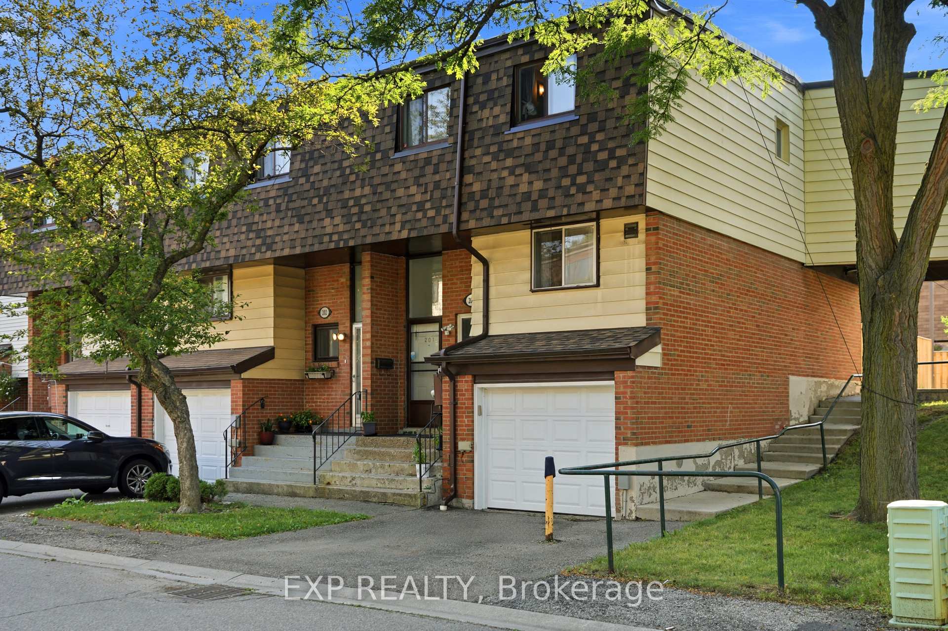 Front of Unit 201, 180 Mississauga Valley Boulevard