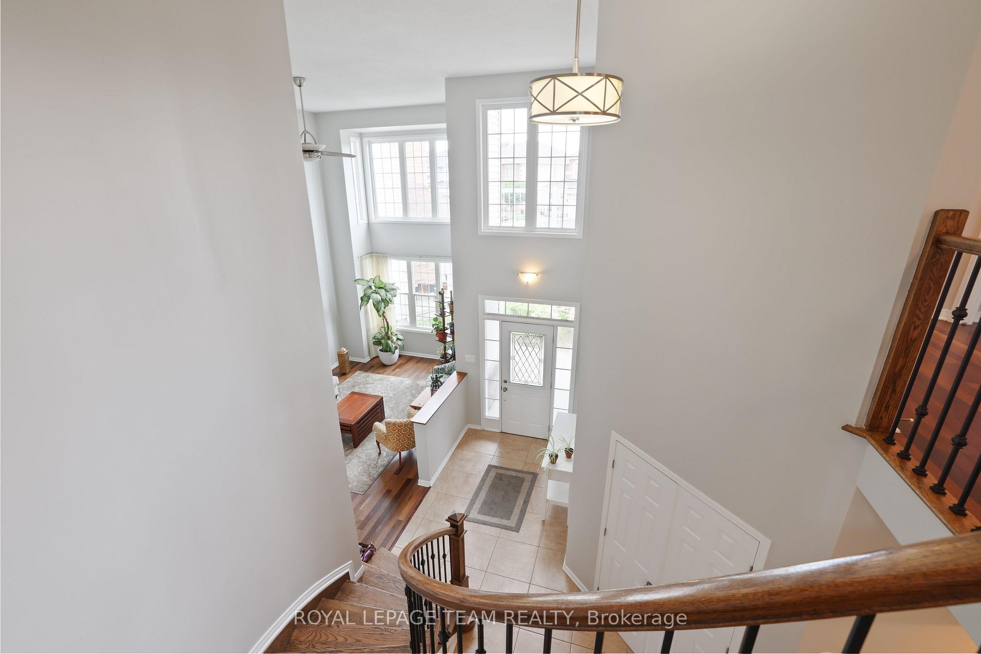 Photo 7 of 622 Anjana Circle, Ottawa, Barrhaven - Cedargrove/Fraserdale — HOMEH