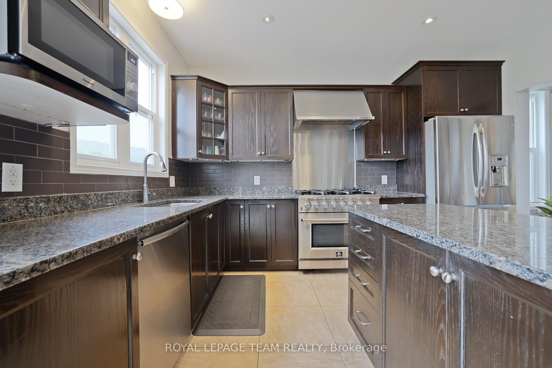 Photo 14 of 622 Anjana Circle, Ottawa, Barrhaven - Cedargrove/Fraserdale — HOMEH