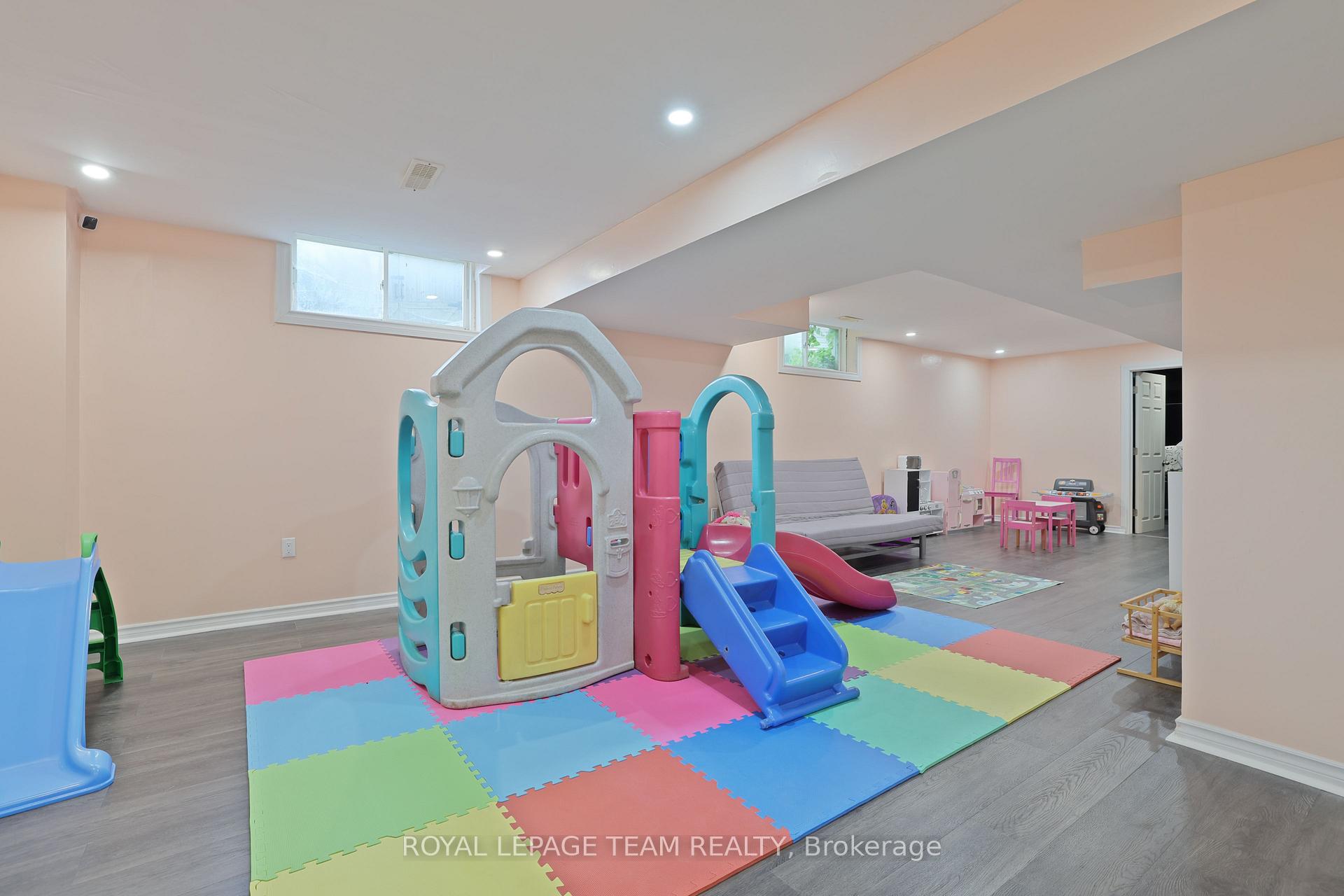 Photo 37 of 622 Anjana Circle, Ottawa, Barrhaven - Cedargrove/Fraserdale — HOMEH