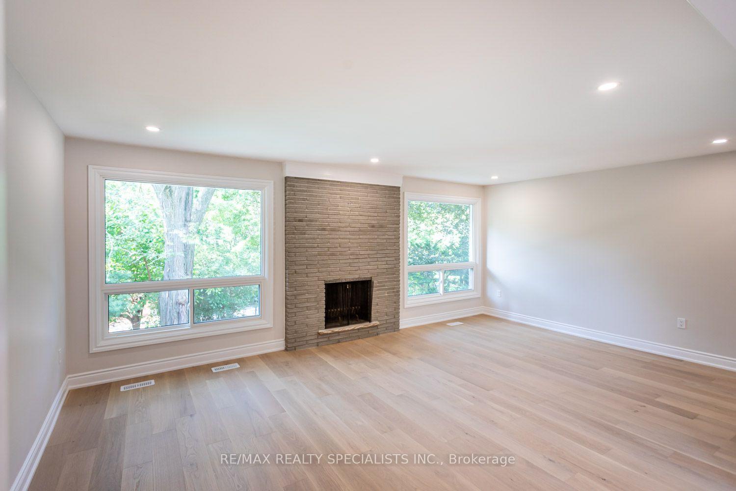 Photo 15 of 22 Heathview Avenue, North York, Bayview Village — HOMEH