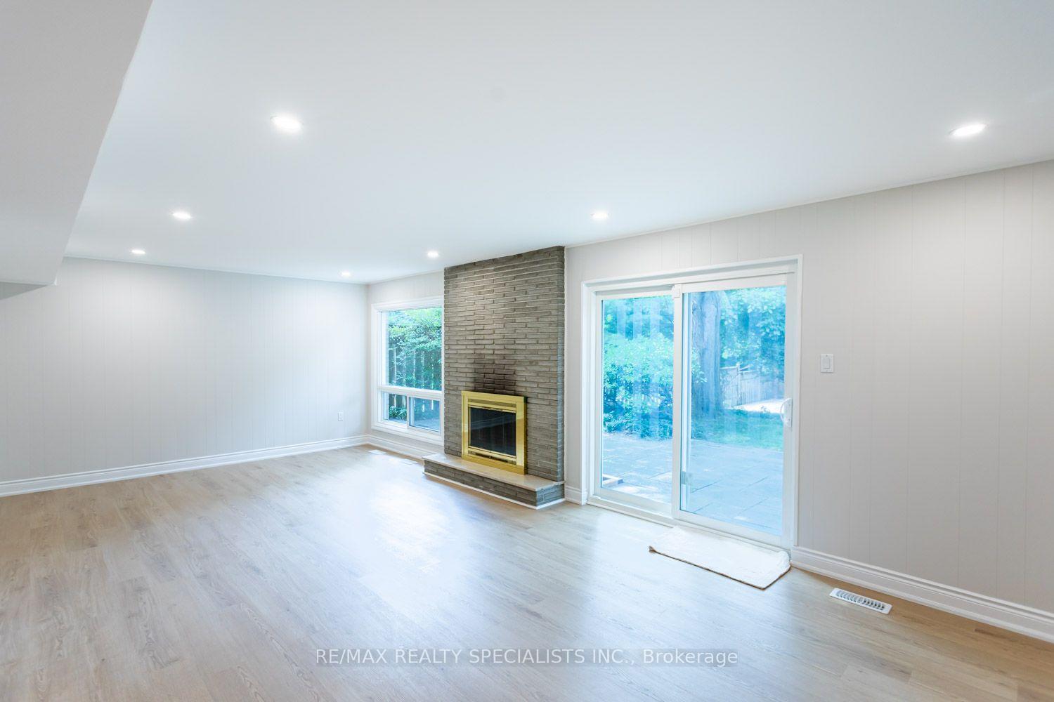 Photo 53 of 22 Heathview Avenue, North York, Bayview Village — HOMEH
