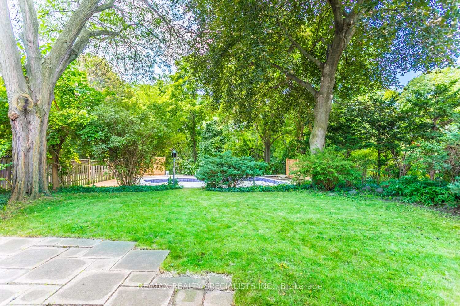 Photo 91 of 22 Heathview Avenue, North York, Bayview Village — HOMEH