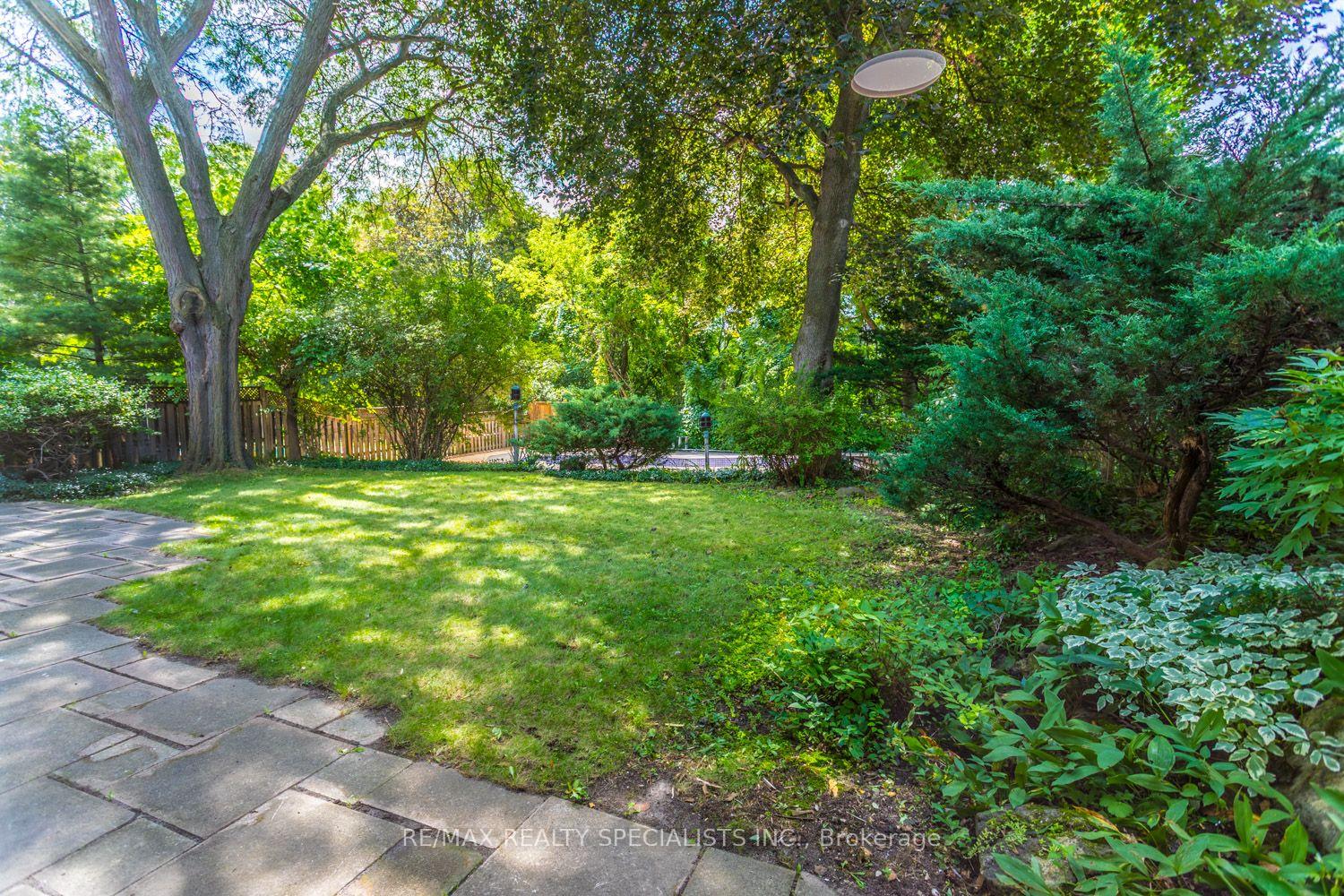 Photo 93 of 22 Heathview Avenue, North York, Bayview Village — HOMEH