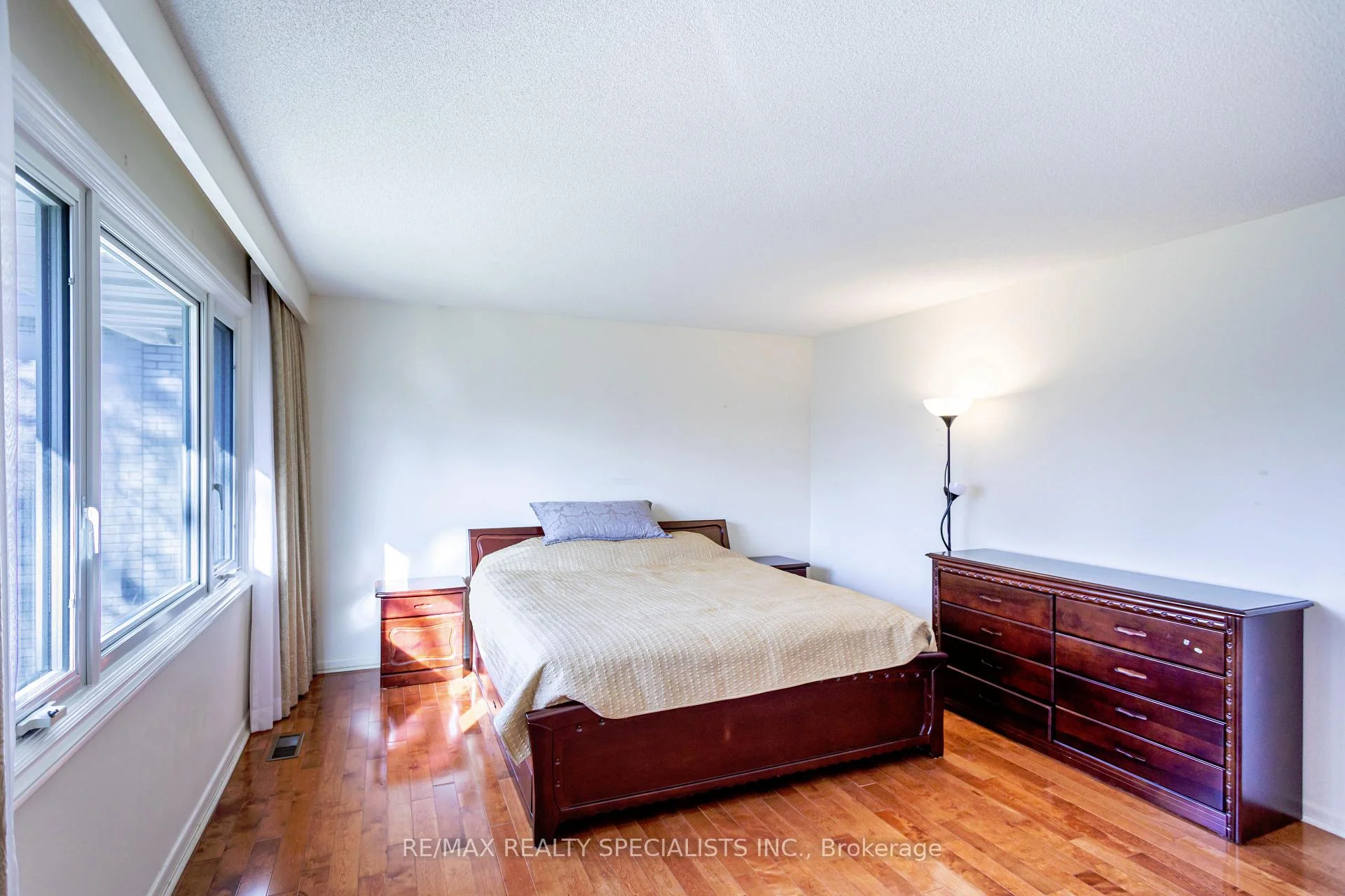Photo 52 of 22 Heathview Avenue, North York, Bayview Village — HOMEH