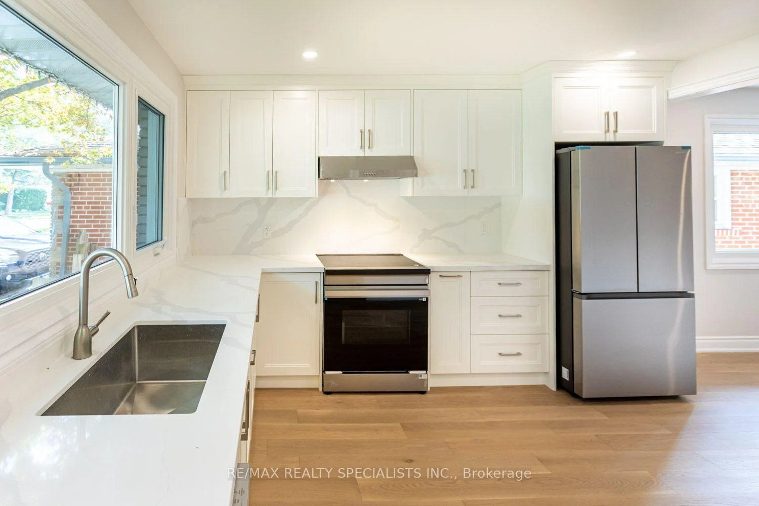 Photo 77 of 22 Heathview Avenue, North York, Bayview Village — HOMEH