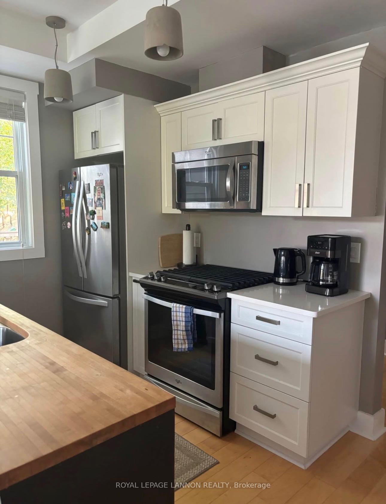 Photo 12 of Unit 103, 443 Van Norman Street, Thunder Bay, College Heights — HOMEH
