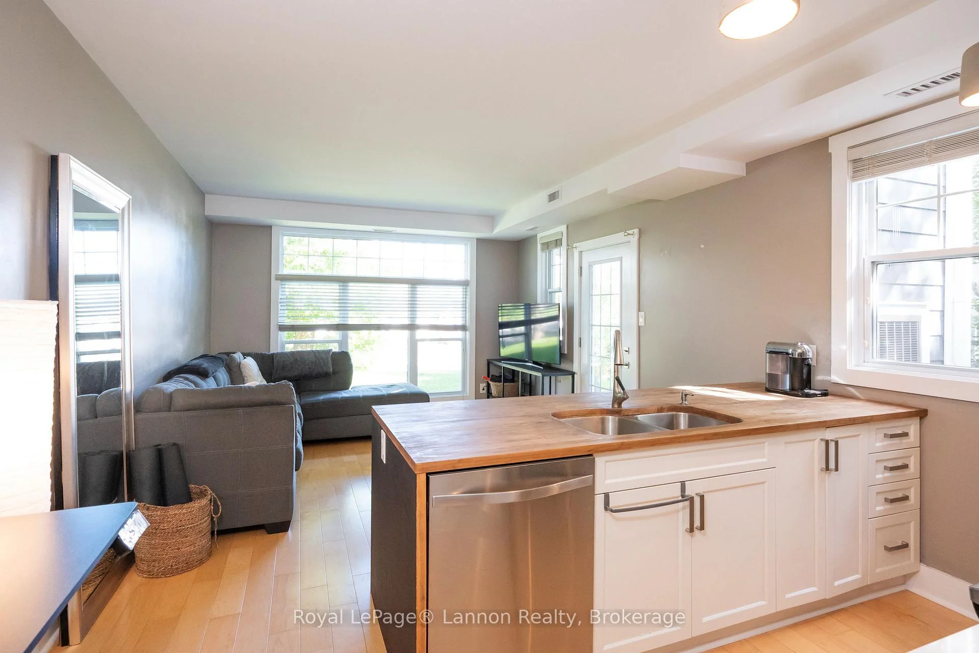 Photo 25 of Unit 103, 443 Van Norman Street, Thunder Bay, College Heights — HOMEH