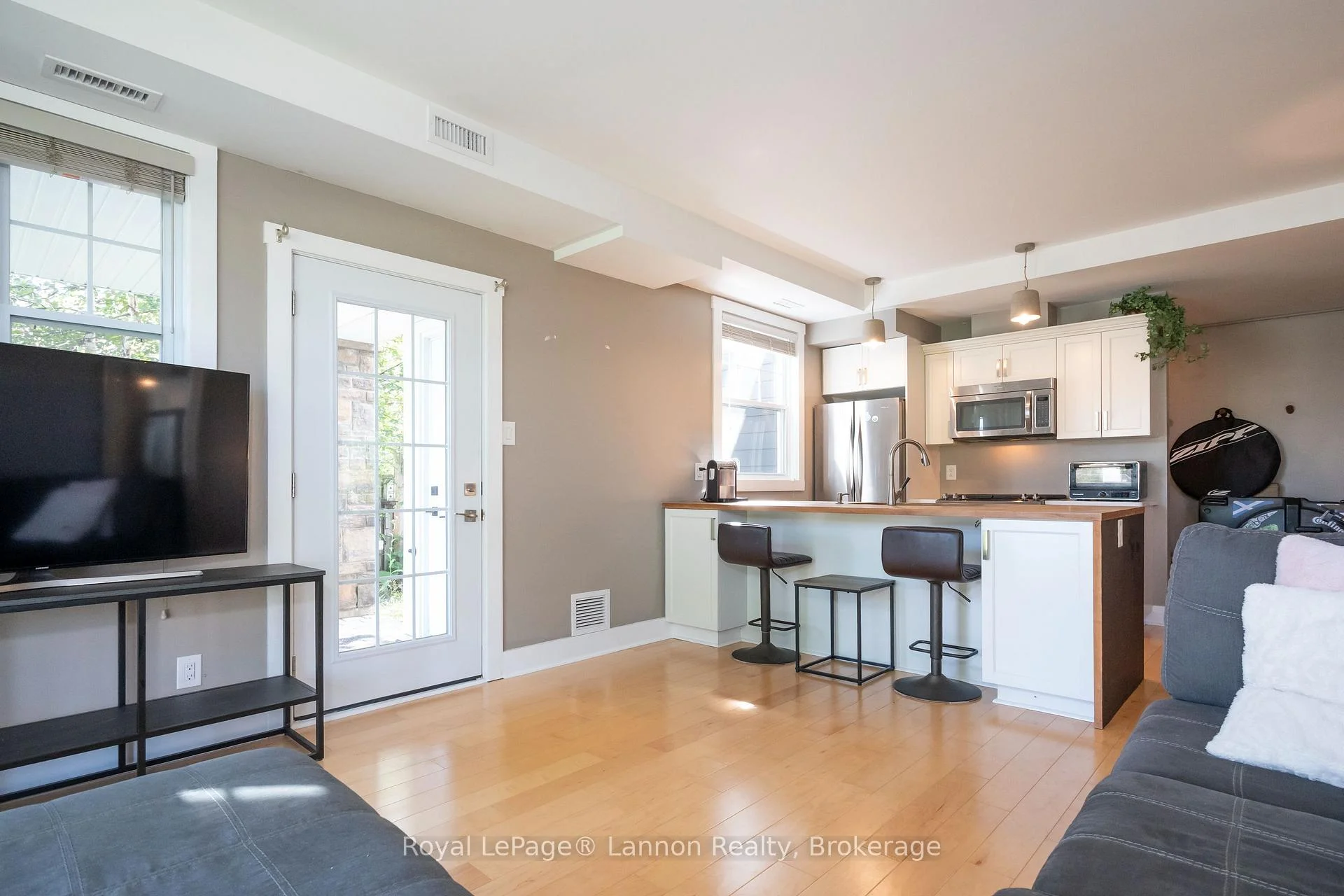 Photo 27 of Unit 103, 443 Van Norman Street, Thunder Bay, College Heights — HOMEH