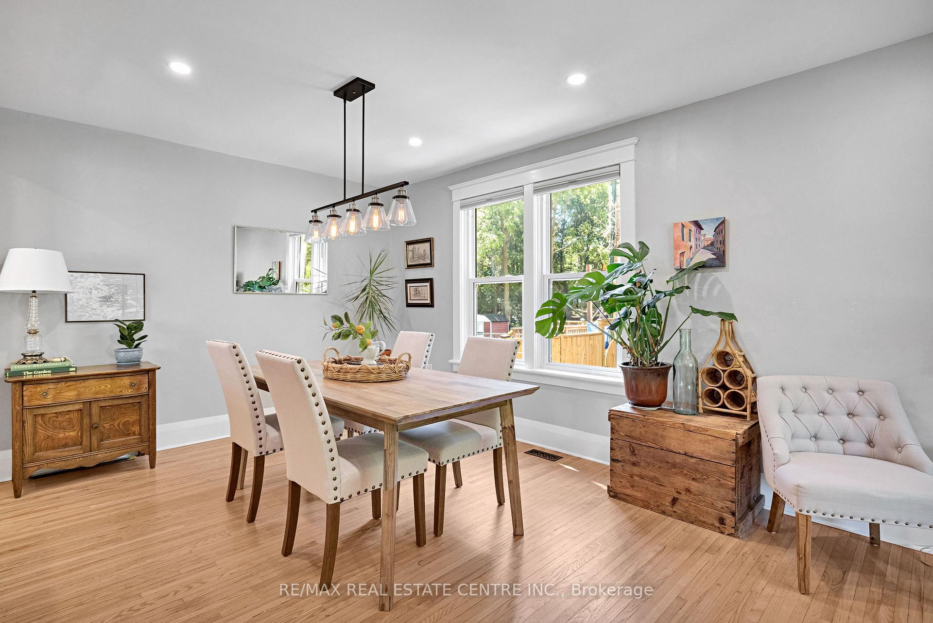 Photo 12 of 18 McAlpine Avenue, London, South E — HOMEH