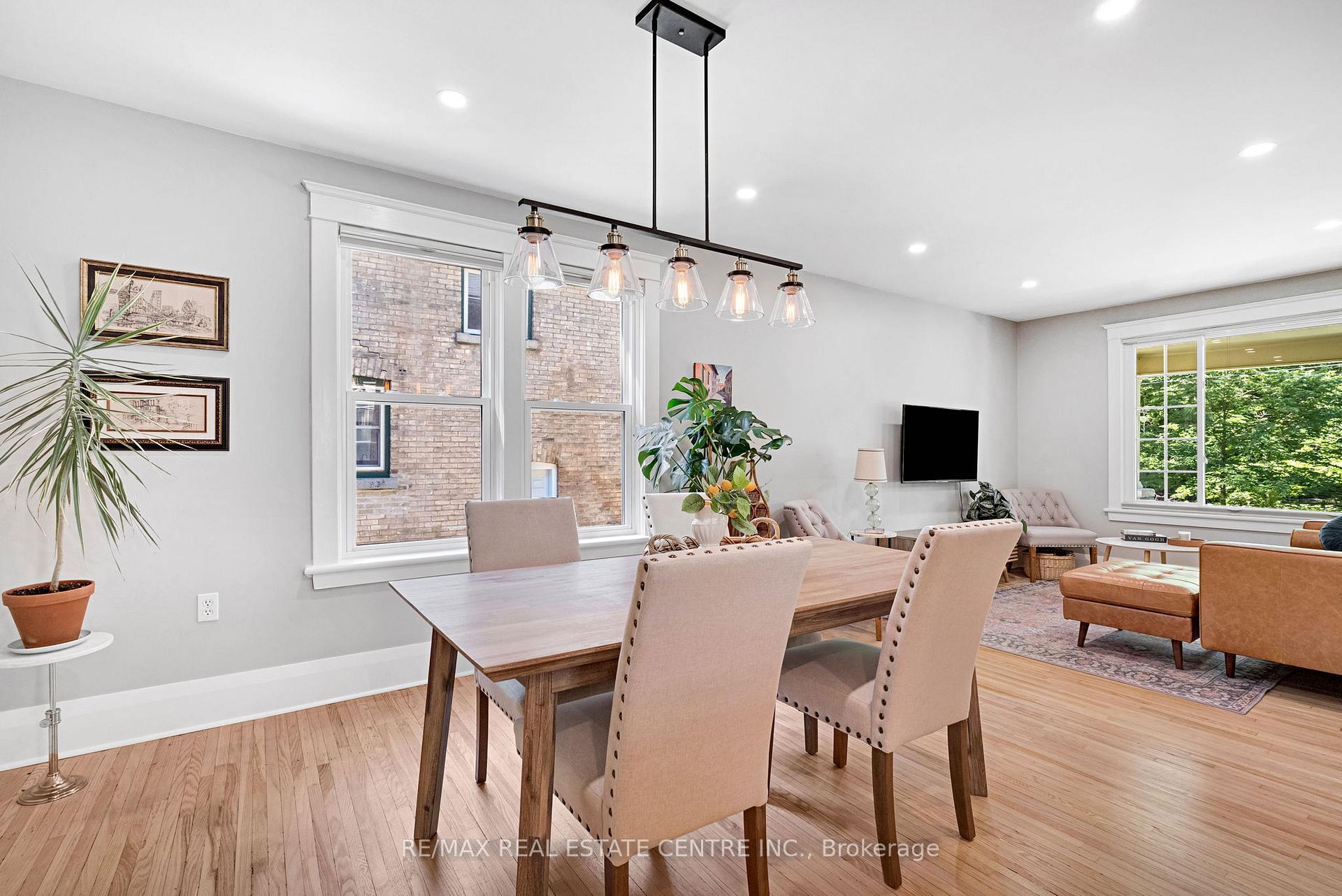 Photo 13 of 18 McAlpine Avenue, London, South E — HOMEH