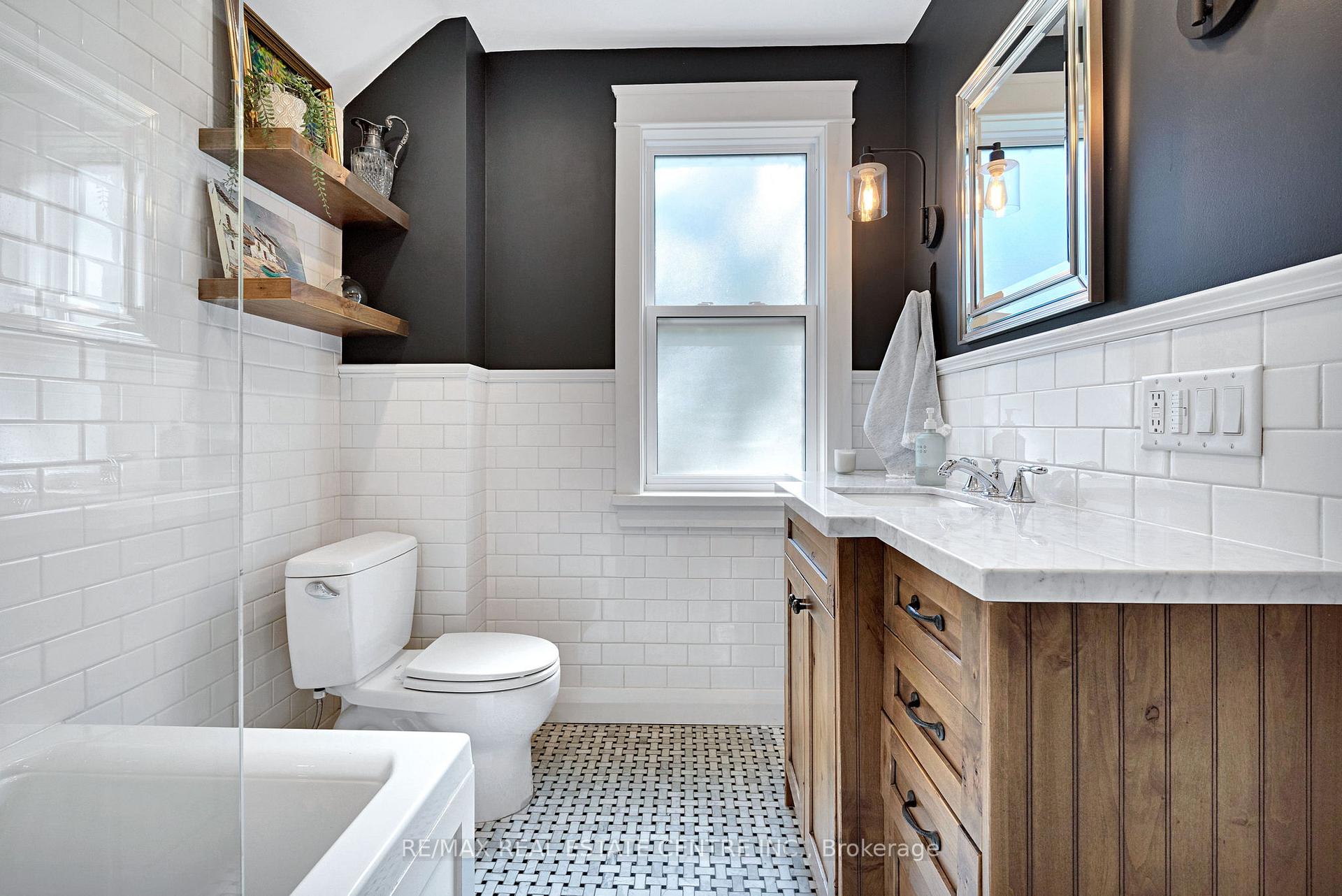 Photo 27 of 18 McAlpine Avenue, London, South E — HOMEH