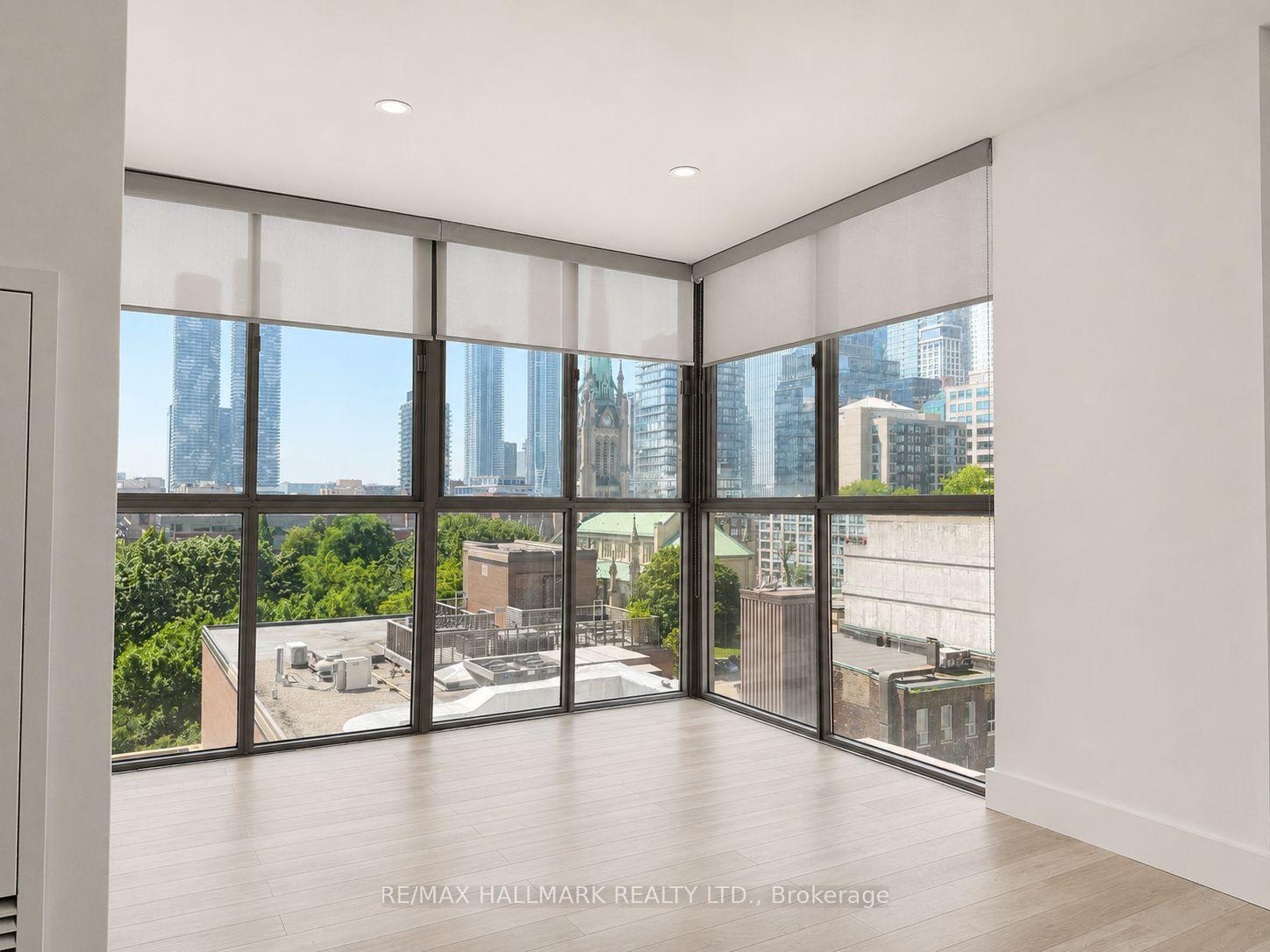 Photo 3 of Unit 805, 95 Lombard Street, Toronto, Church-Yonge Corridor — HOMEH