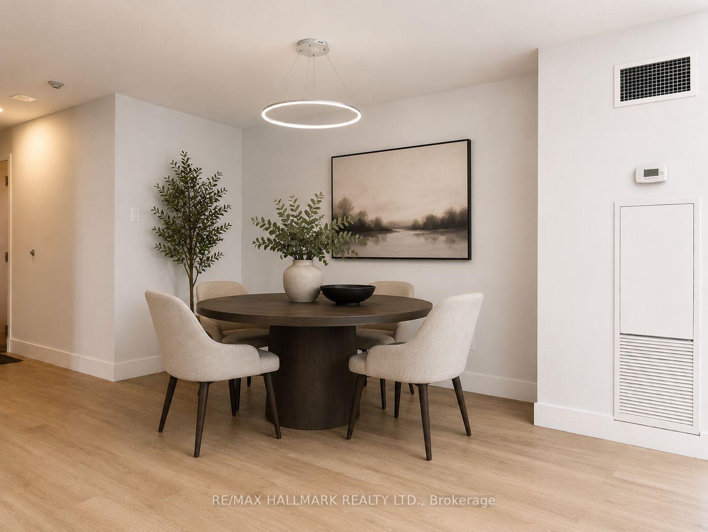 Photo 7 of Unit 805, 95 Lombard Street, Toronto, Church-Yonge Corridor — HOMEH