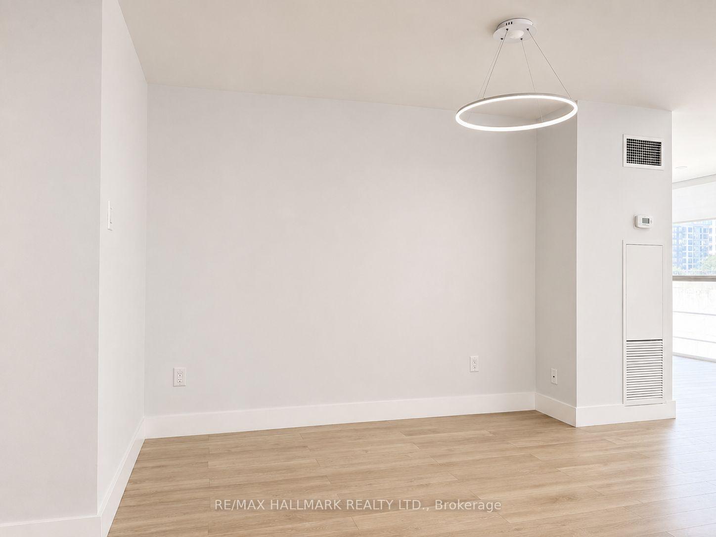 Photo 8 of Unit 805, 95 Lombard Street, Toronto, Church-Yonge Corridor — HOMEH