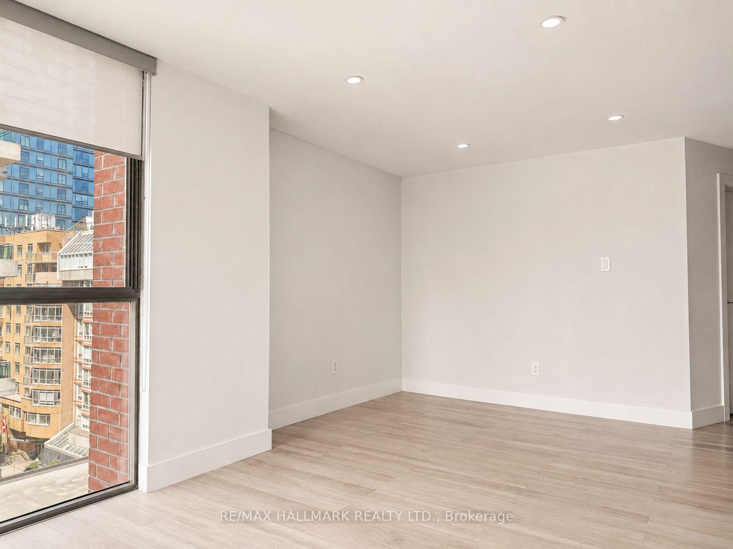 Photo 10 of Unit 805, 95 Lombard Street, Toronto, Church-Yonge Corridor — HOMEH