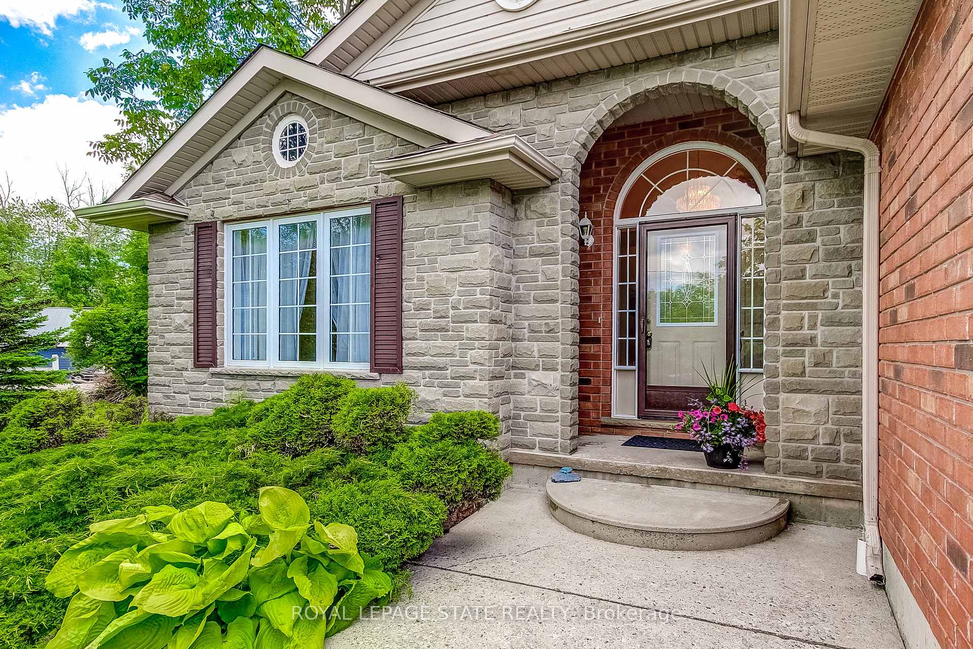Photo 5 of 25 Bates Lane, Haldimand, Dunnville — HOMEH