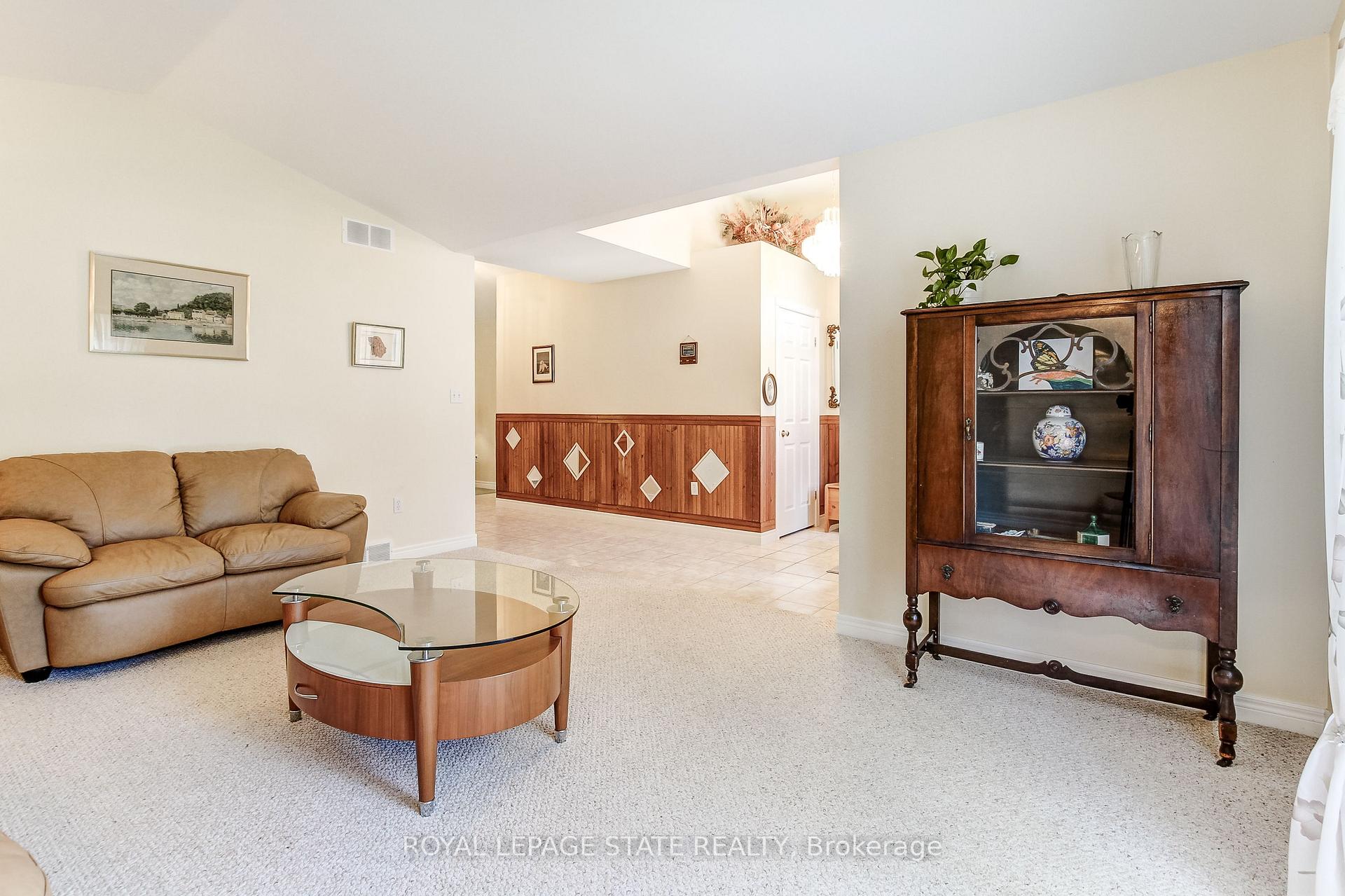 Photo 9 of 25 Bates Lane, Haldimand, Dunnville — HOMEH