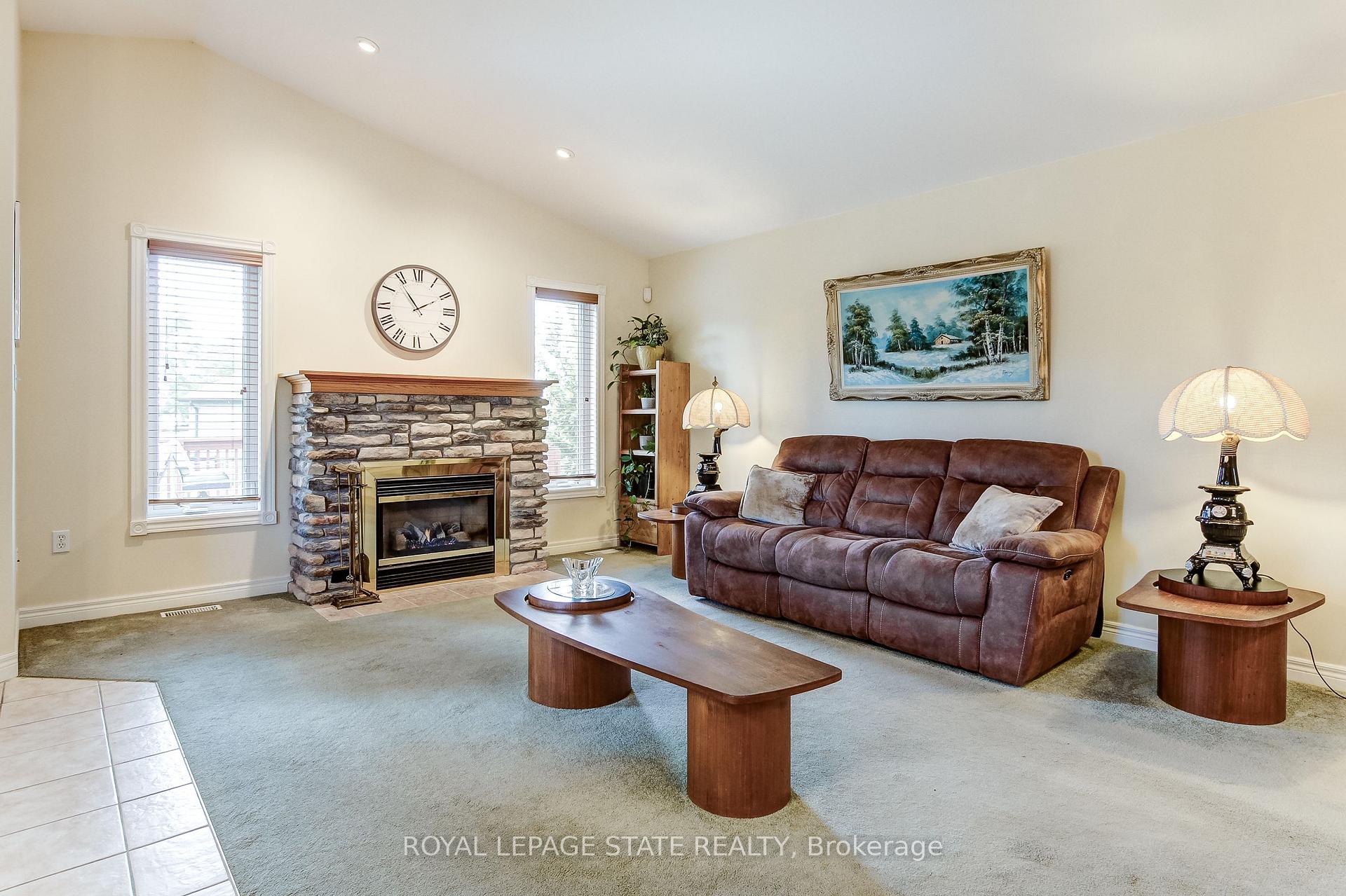 Photo 12 of 25 Bates Lane, Haldimand, Dunnville — HOMEH
