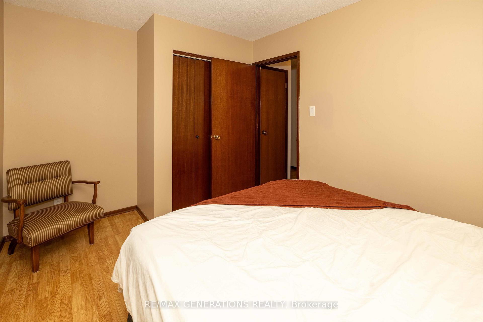 Photo 11 of 115 Mary Street E, Thunder Bay, Westfort — HOMEH