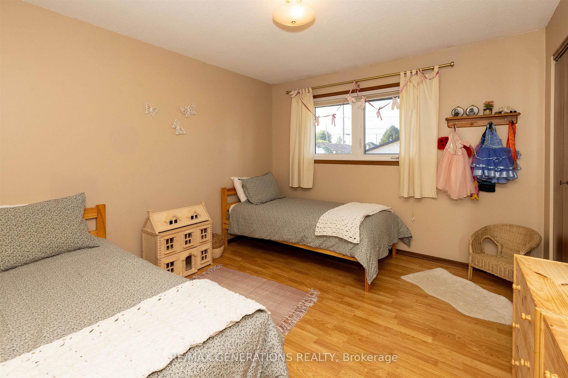 Photo 14 of 115 Mary Street E, Thunder Bay, Westfort — HOMEH