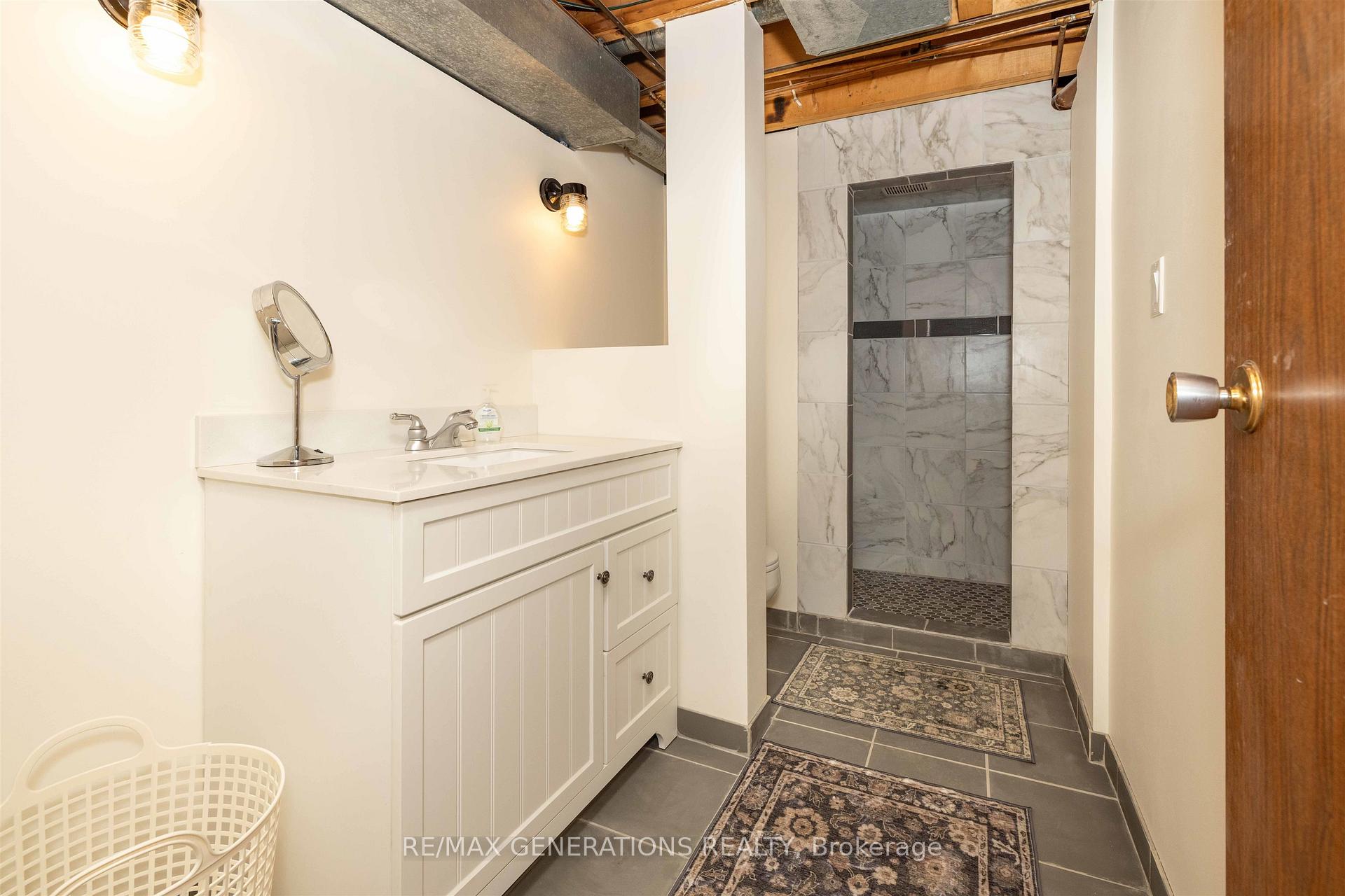 Photo 19 of 115 Mary Street E, Thunder Bay, Westfort — HOMEH
