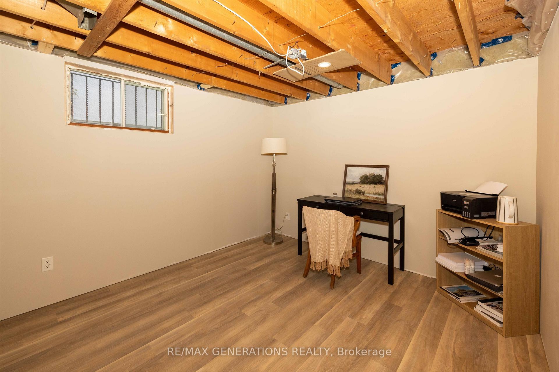 Photo 21 of 115 Mary Street E, Thunder Bay, Westfort — HOMEH