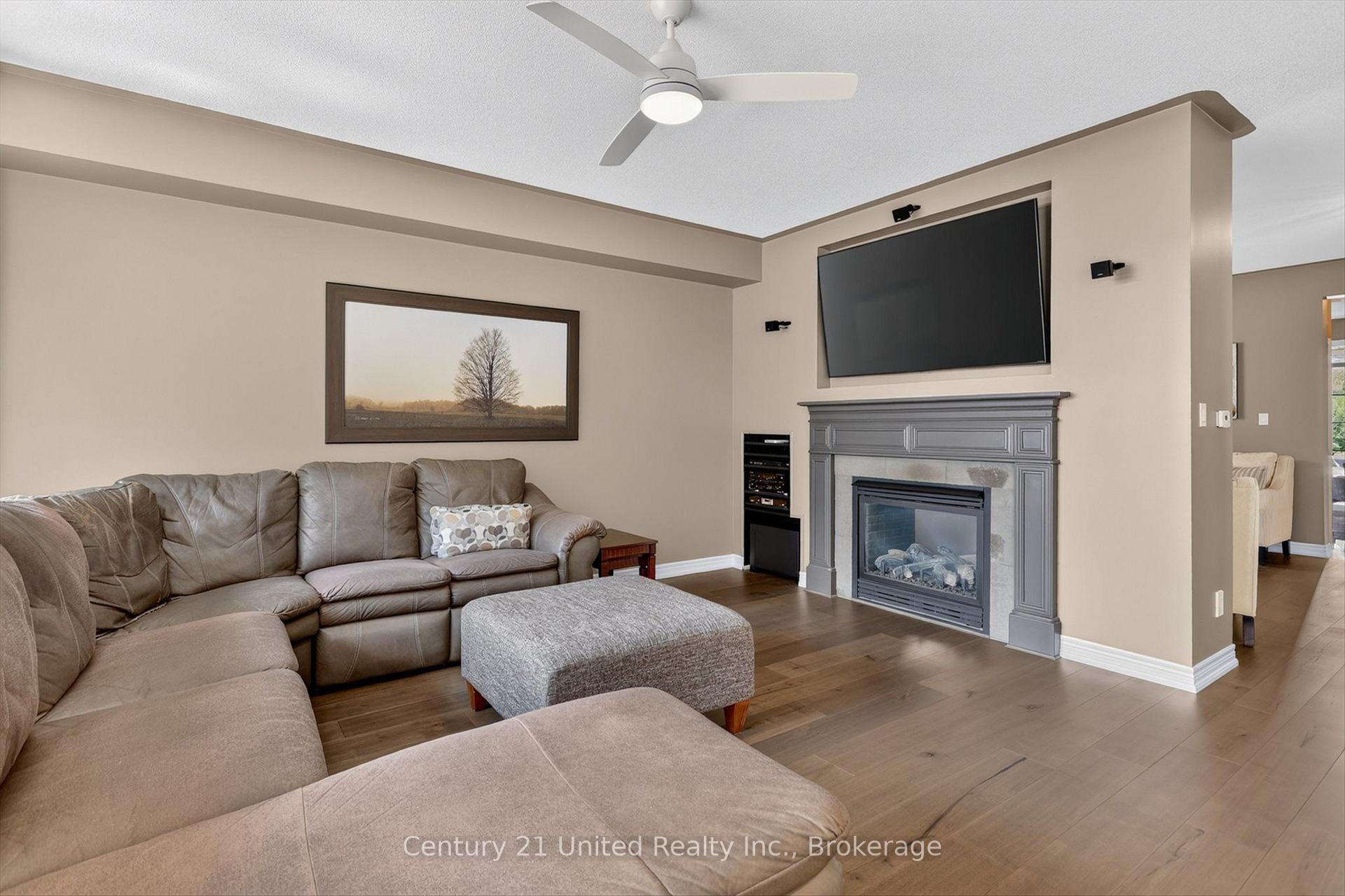 Photo 15 of 1184 Scollard Drive, Peterborough, Ashburnham Ward 4 — HOMEH