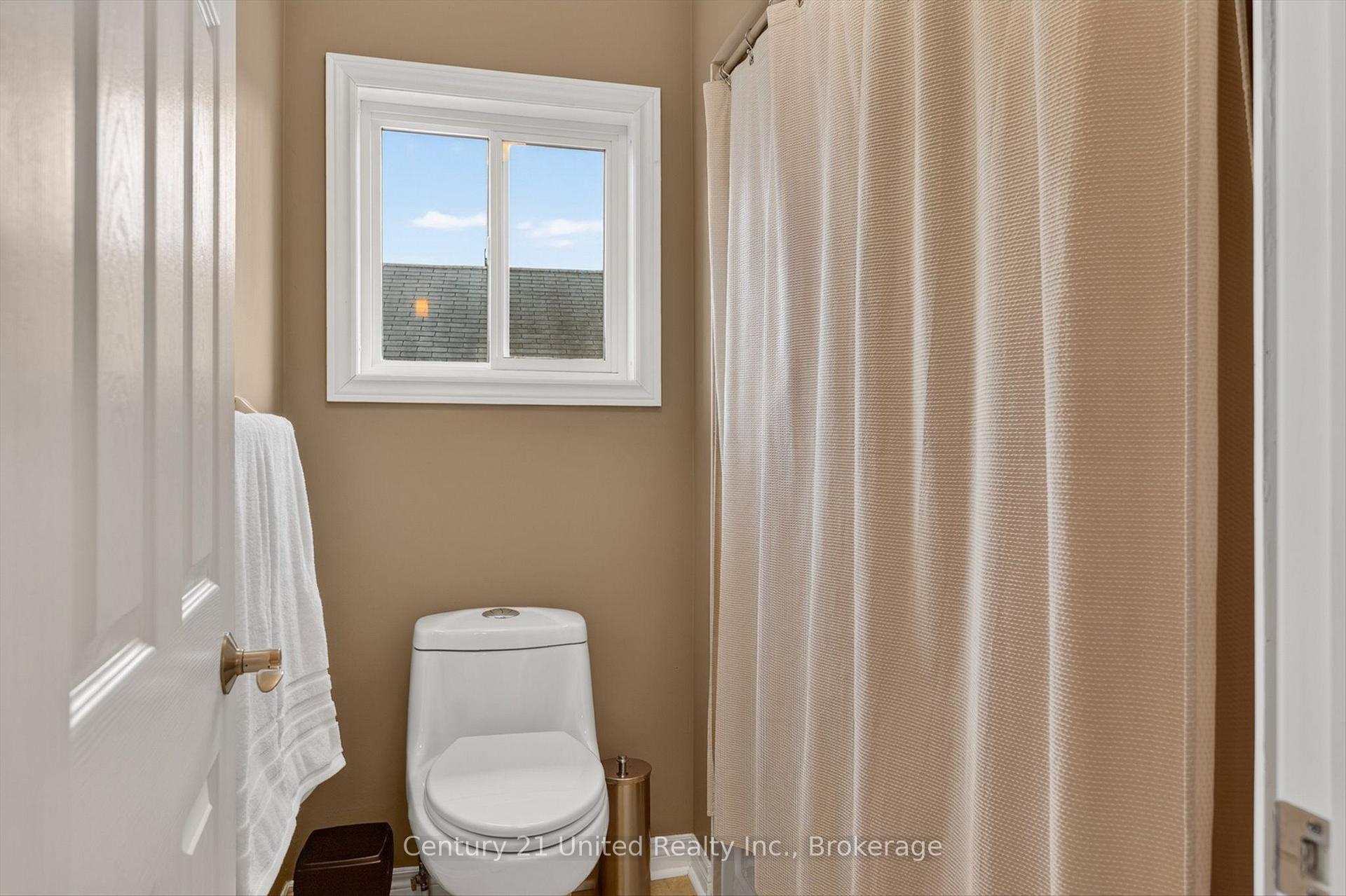 Photo 35 of 1184 Scollard Drive, Peterborough, Ashburnham Ward 4 — HOMEH