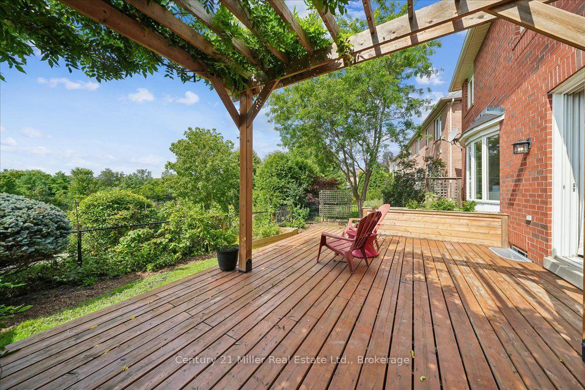 Photo 26 of 2350 Valleyridge Drive, Oakville, Bronte Creek — HOMEH