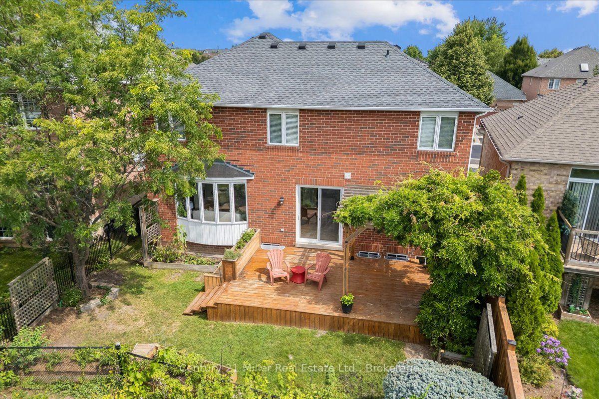 Photo 27 of 2350 Valleyridge Drive, Oakville, Bronte Creek — HOMEH